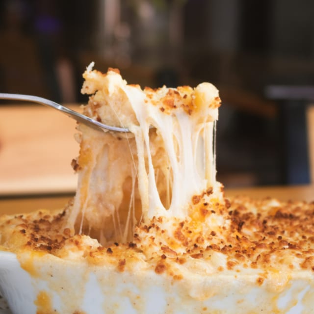 Bacon Mac & Cheese.